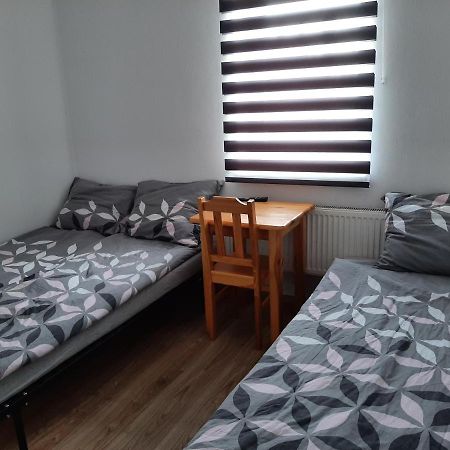 Villa Basia Pokoje Z Lazienkami Rybnik  Bagian luar foto